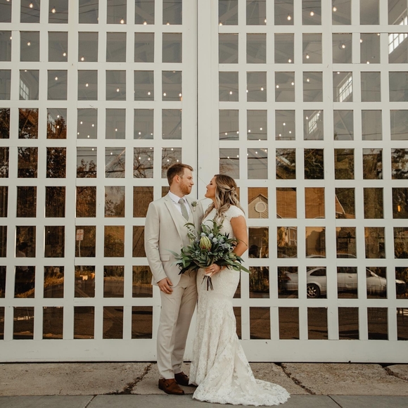 Meet your Posher, Mckenzie - Picture 1 of 1